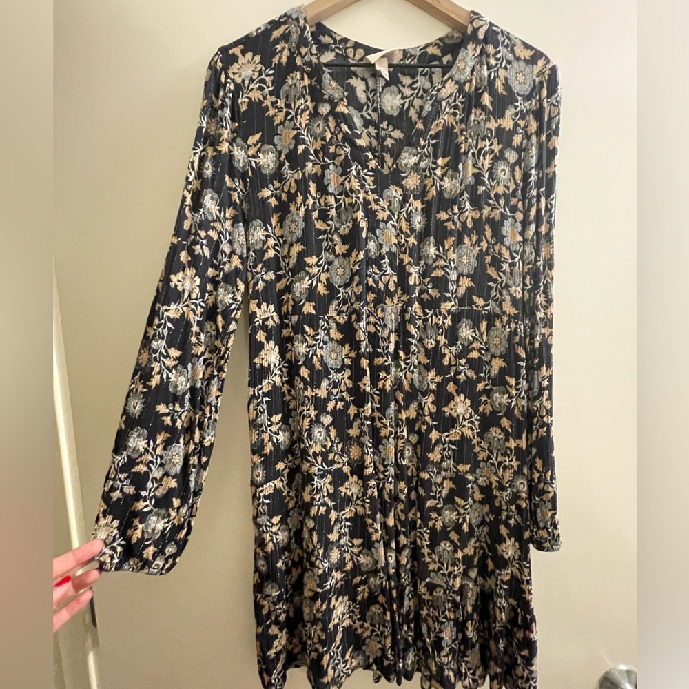 Knox Rose Floral V-Neck Dress